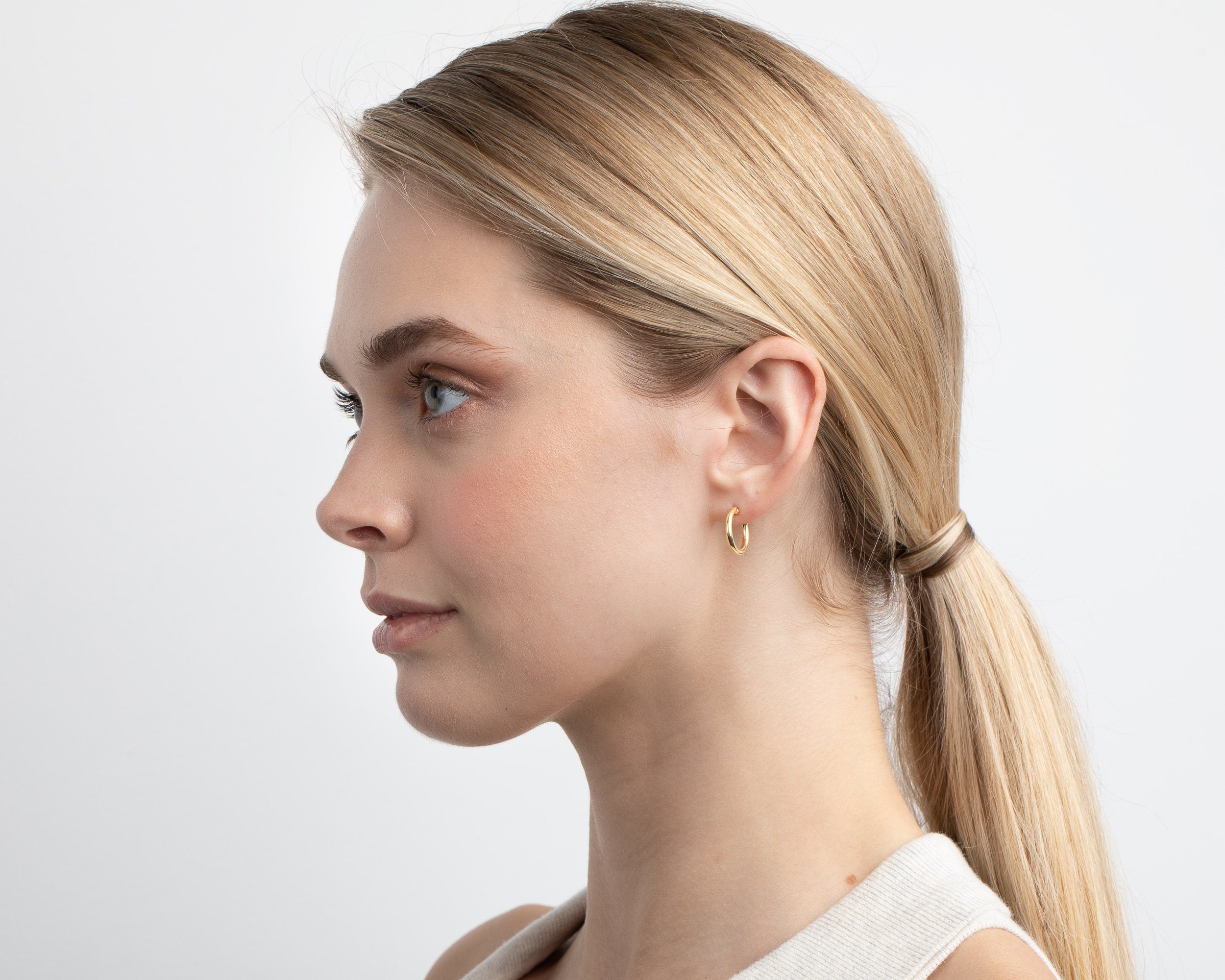 Thick Square Huggie Hoop Earrings, 14K Huggie Hoop Earrings, 925 Sterling Silver Hoops, Square Hoop Earrings, Elegant Hoops, Chunky Hoops