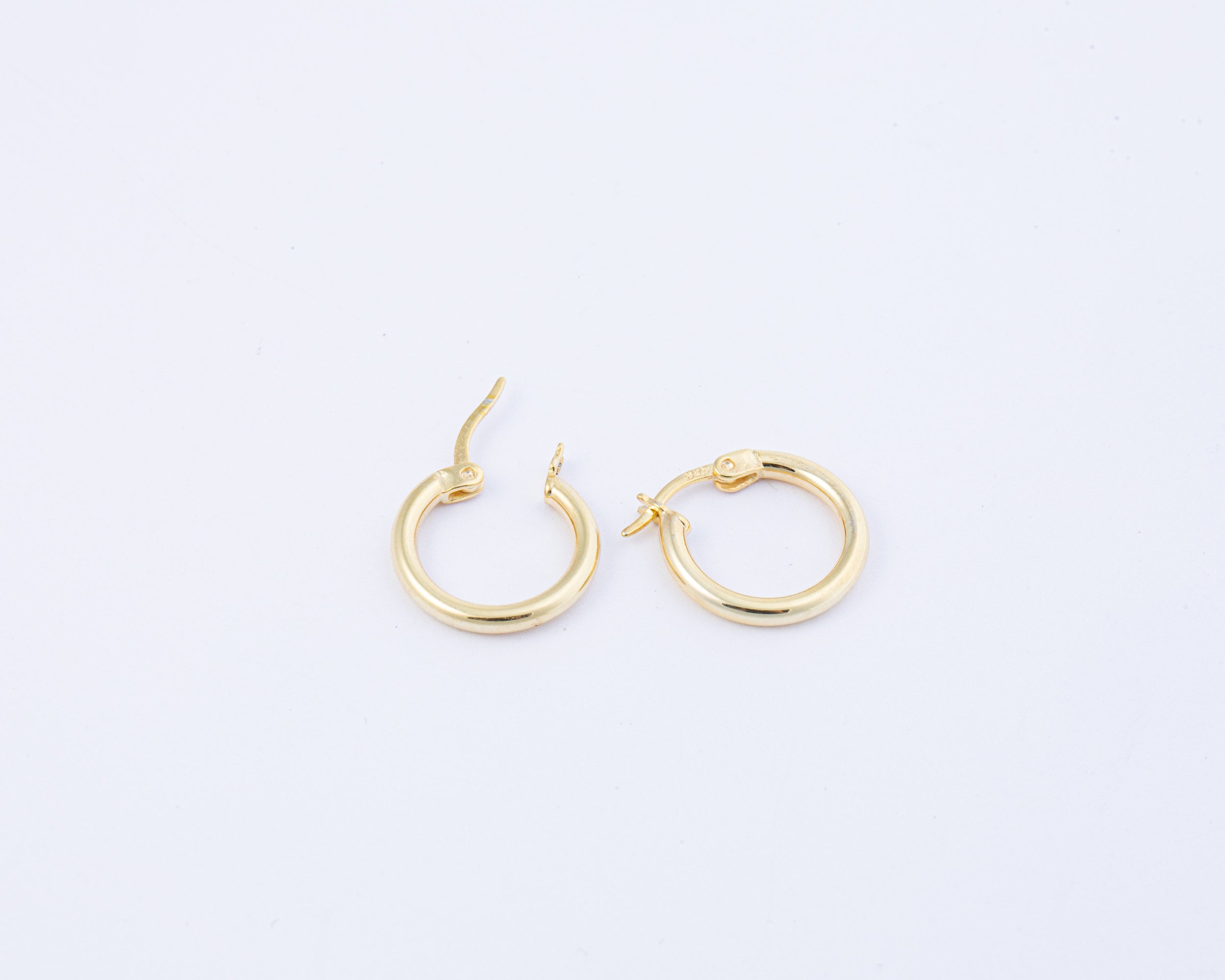 Thick Square Huggie Hoop Earrings, 14K Huggie Hoop Earrings, 925 Sterling Silver Hoops, Square Hoop Earrings, Elegant Hoops, Chunky Hoops