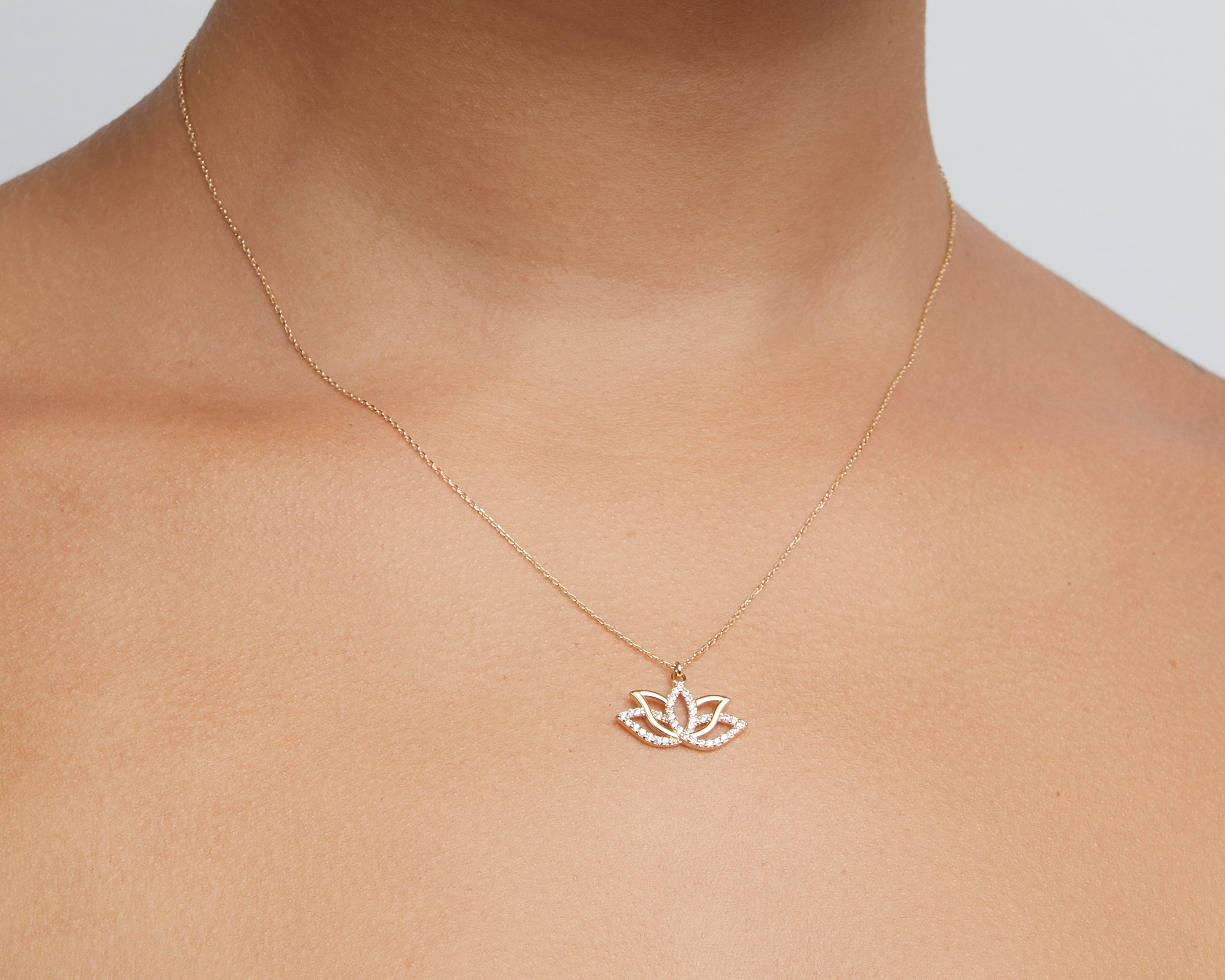 Dainty Initial Necklace - Gifts for Mom - Minimalist Jewelry - Gold - Rose Gold - Personalized Necklace