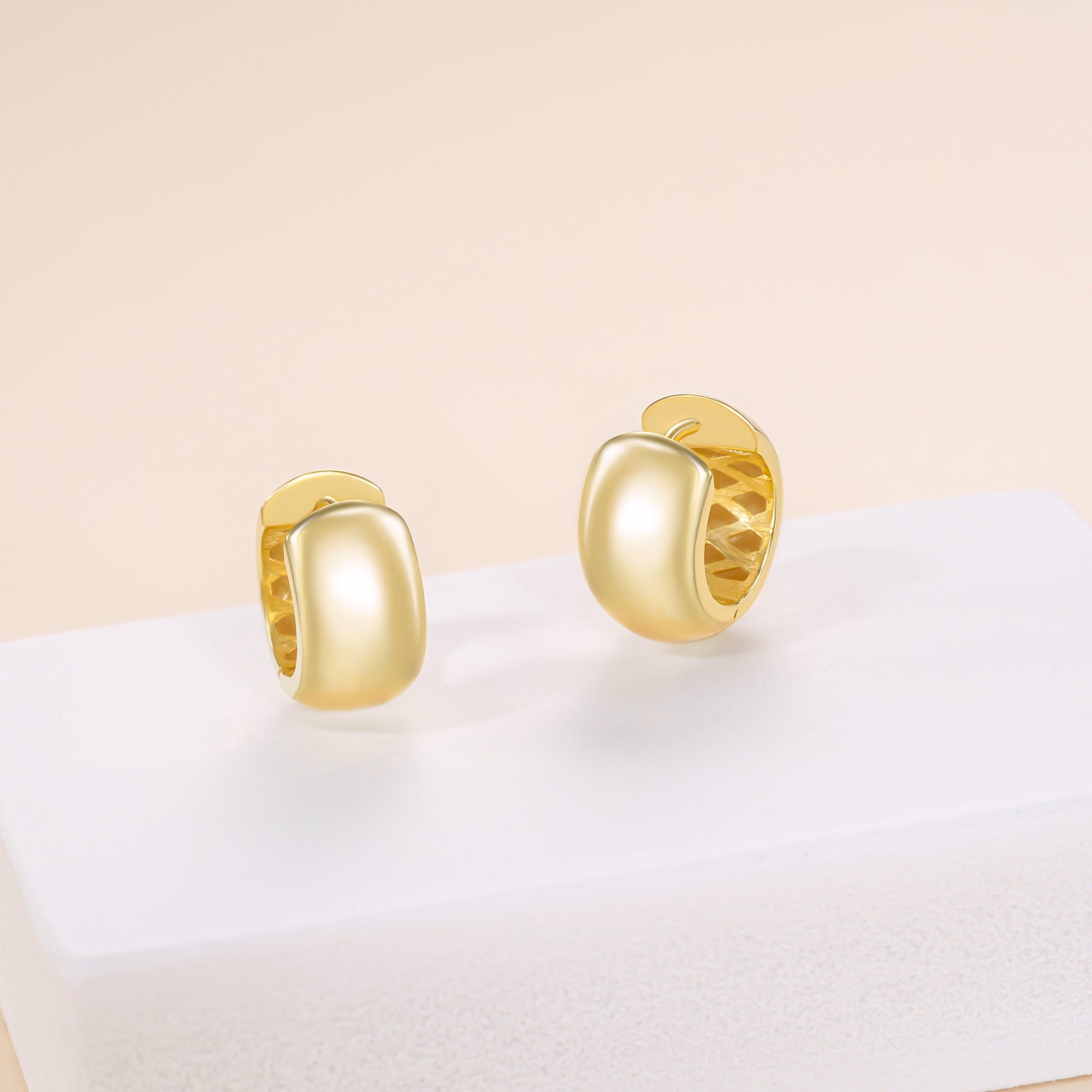 Square Earrings, Square Huggie Hoop Earring, 14K Gold Earrings, Chunky Earrings, Handmade Jewelry for Women, Thick Hoop Earrings, Minimalist