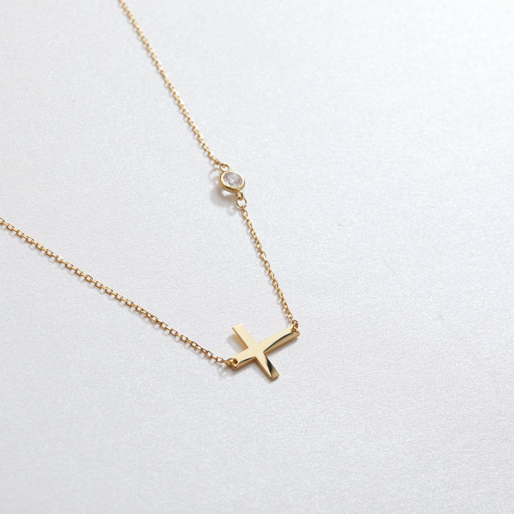 Personalized Initial Necklace with a Heart, Dainty silver necklace, Letter necklace, Monogram Necklace