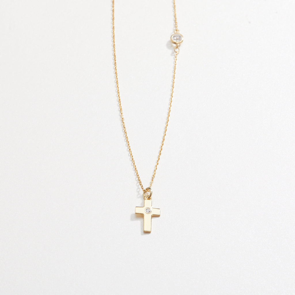 Personalized Initial Necklace with a Heart, Dainty silver necklace, Letter necklace, Monogram Necklace