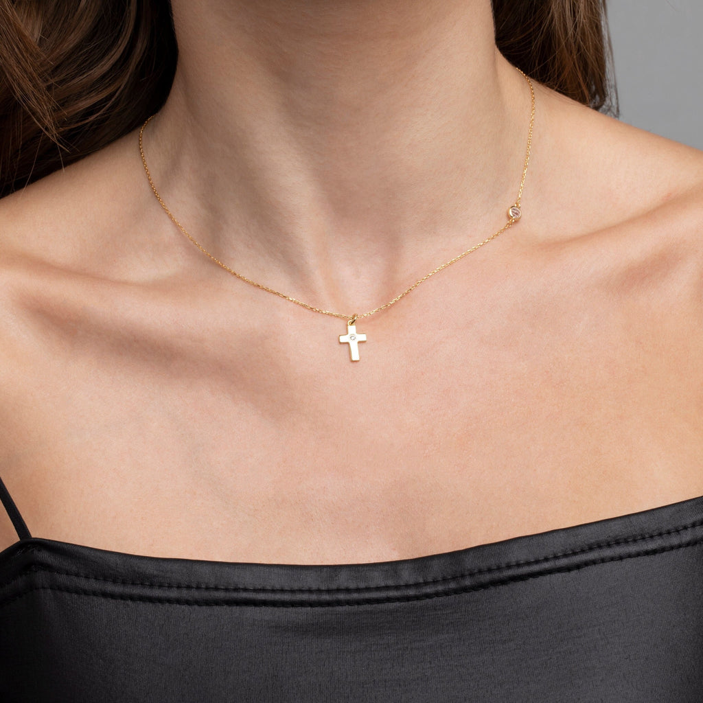 Personalized Initial Necklace with a Heart, Dainty silver necklace, Letter necklace, Monogram Necklace