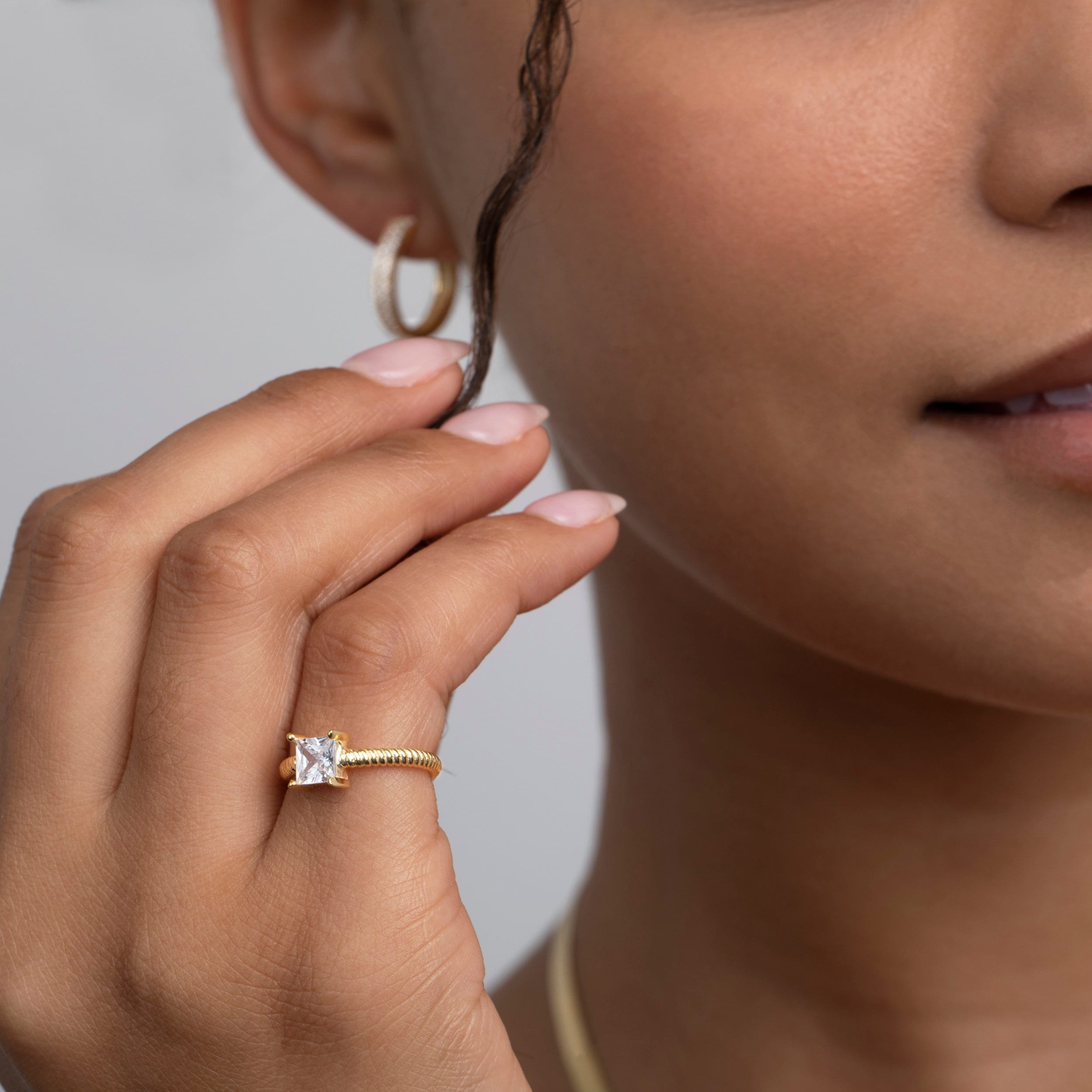 Round Solitaire Pendant Necklace, 14K Gold CZ Bezel Diamond Necklace, Dainty Necklace, Modern Handmade Jewelry, Necklace for women