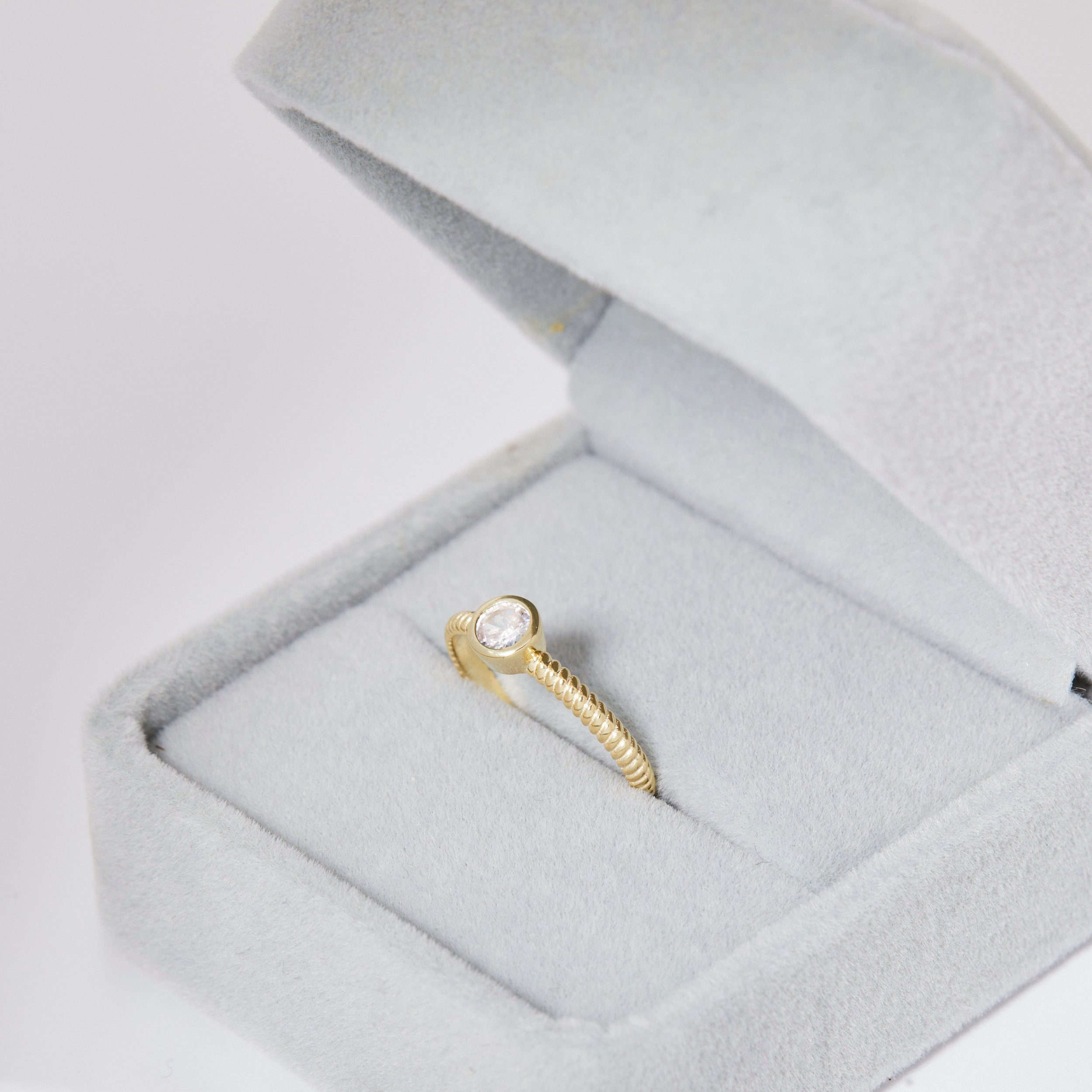 18K Gold Chunky Hoops, Hoop Earrings, Thick Textured Hoops Earrings, Elegant Earrings, Statement Hoops, Hypoallergenic Jewelry for Women